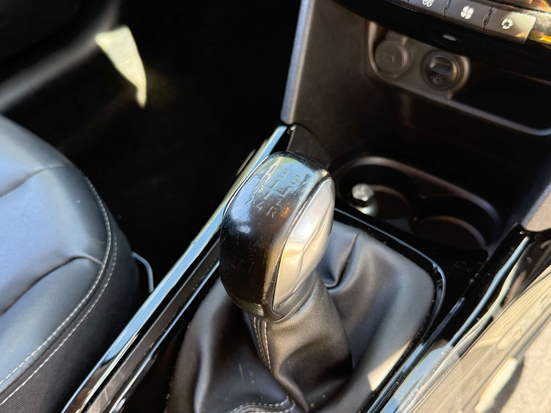 PEUGEOT 2008 1.2 2008 Allure S/S 5dr #22