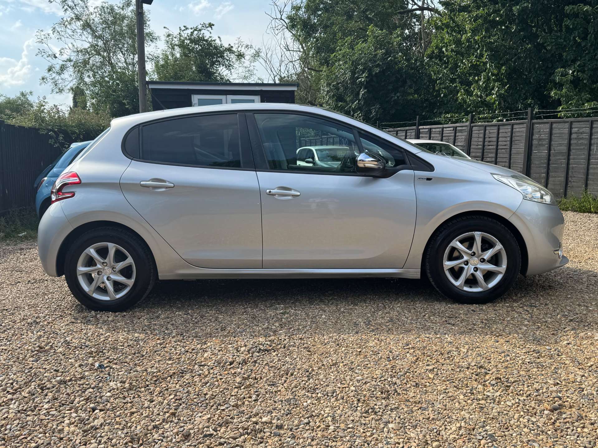 PEUGEOT 208 1.2 208 Style 5dr #7