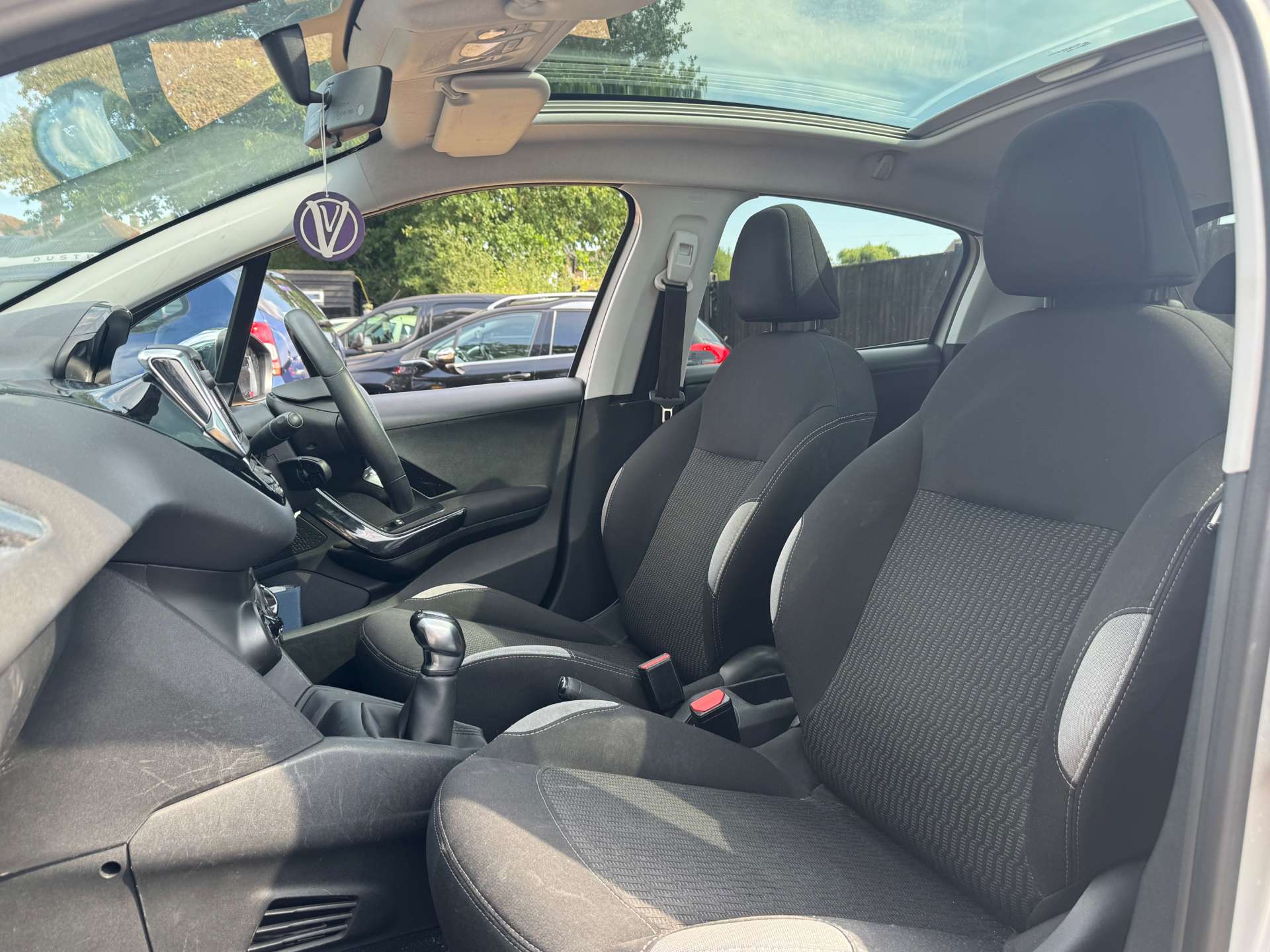 PEUGEOT 208 1.2 208 Style 5dr #15