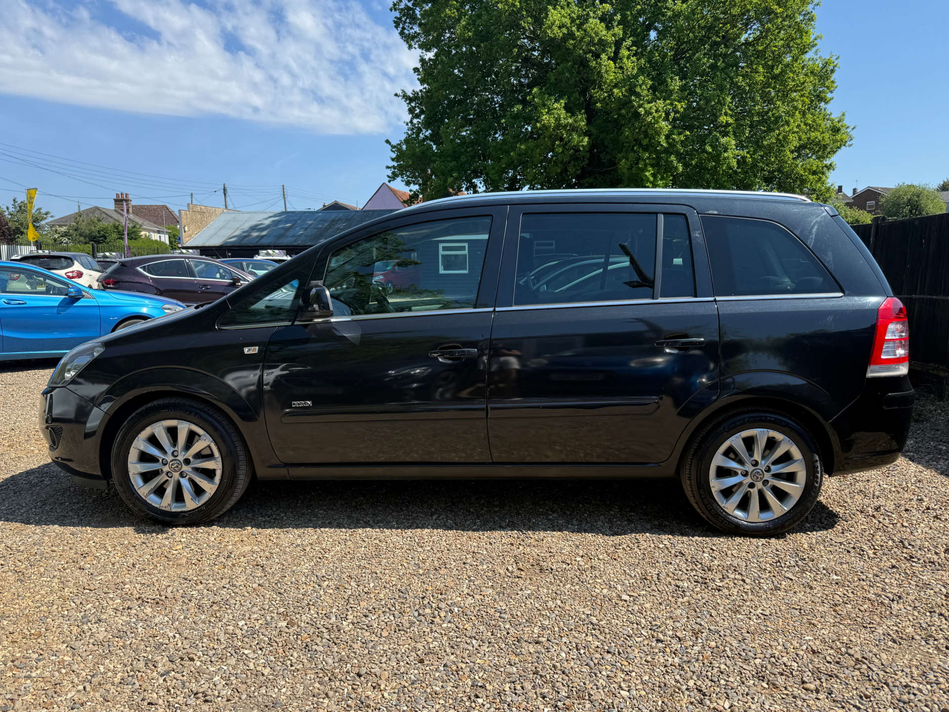 VAUXHALL ZAFIRA 1.7 Zafira Design Nav CDTi ecoFLEX 5dr #3
