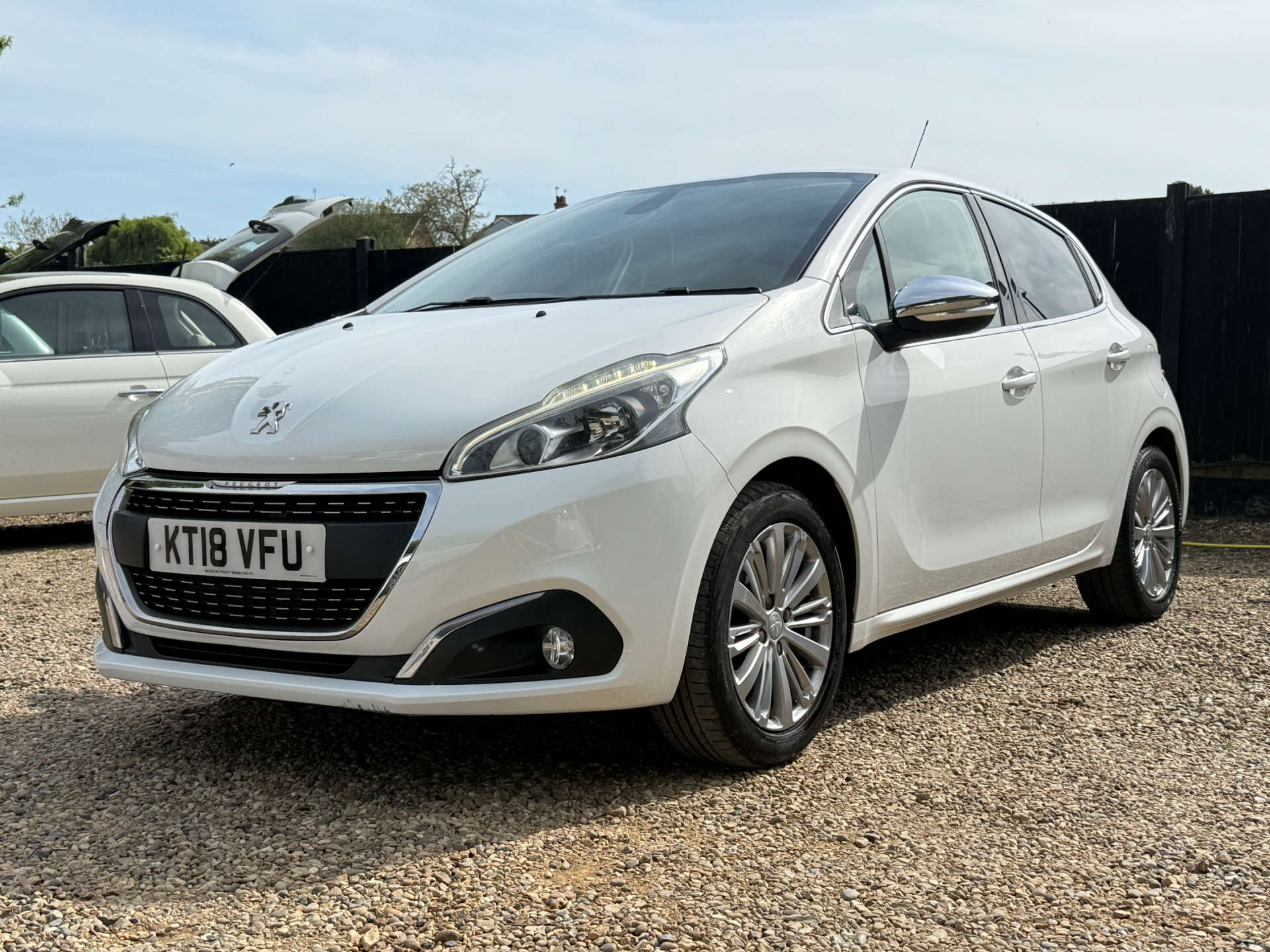 PEUGEOT 208 1.2 208 Allure 5dr