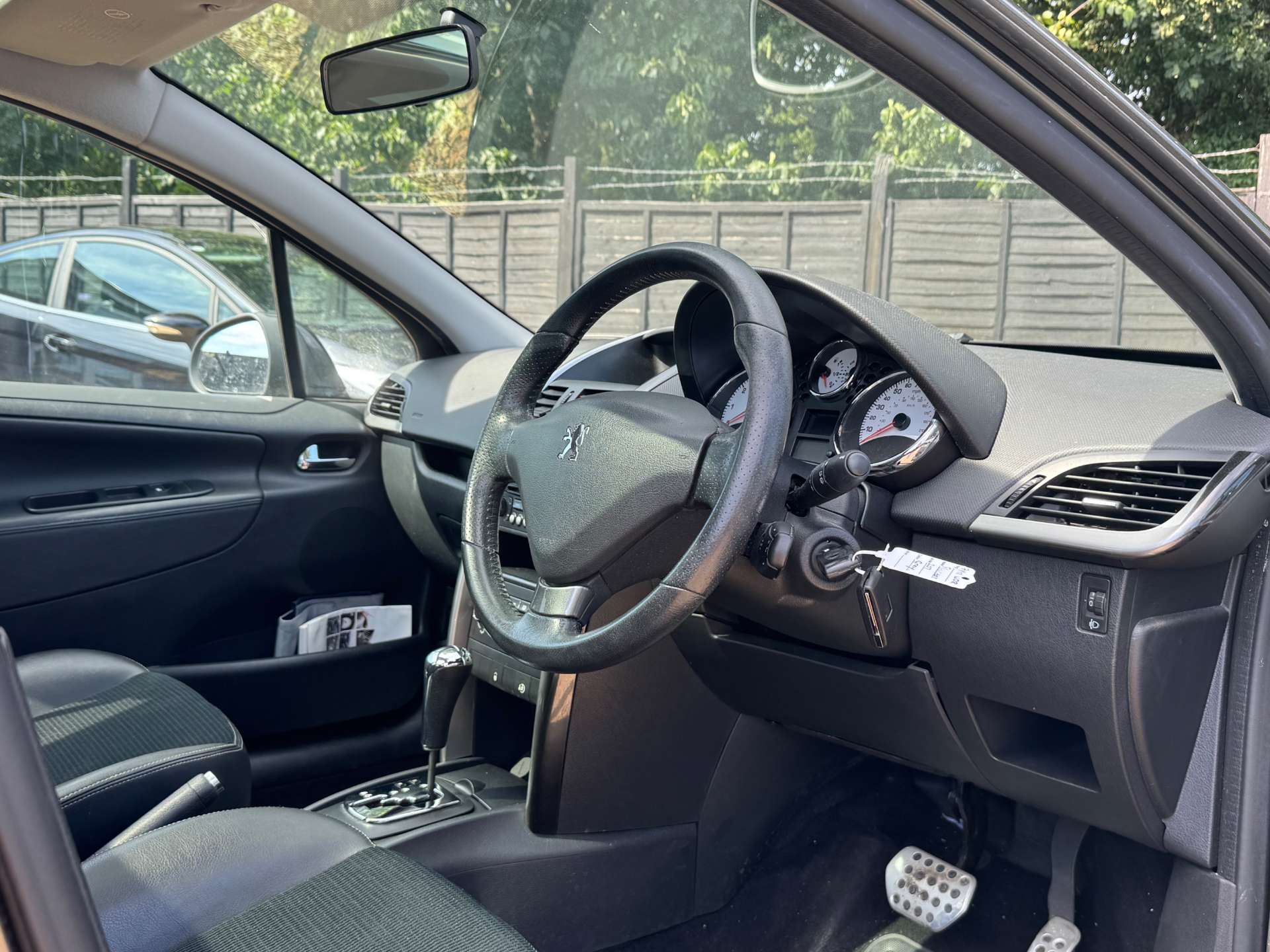PEUGEOT 207 1.6 207 Allure Auto 5dr #8
