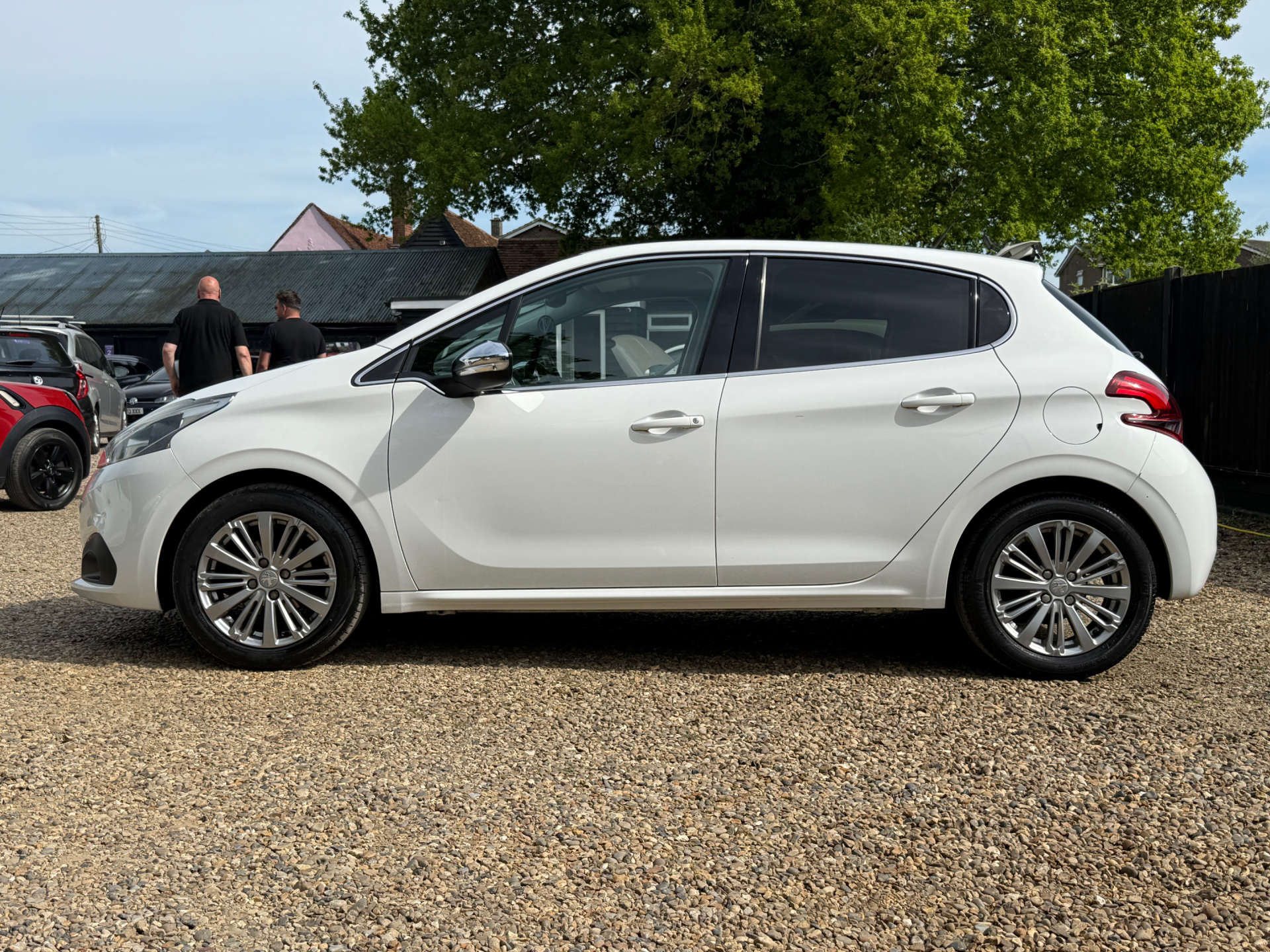 PEUGEOT 208 1.2 208 Allure 5dr #3