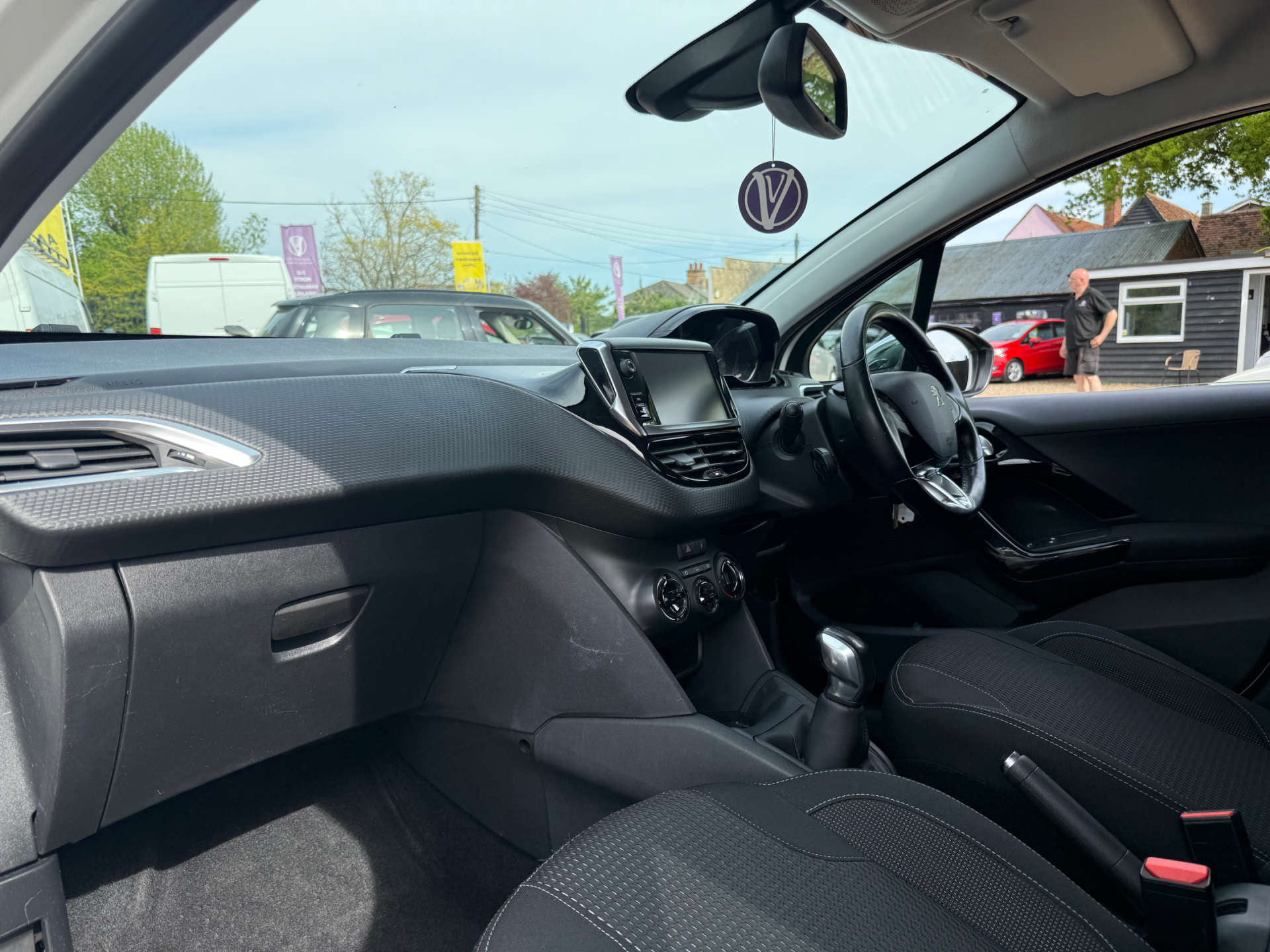 PEUGEOT 208 1.2 208 Allure 5dr #14
