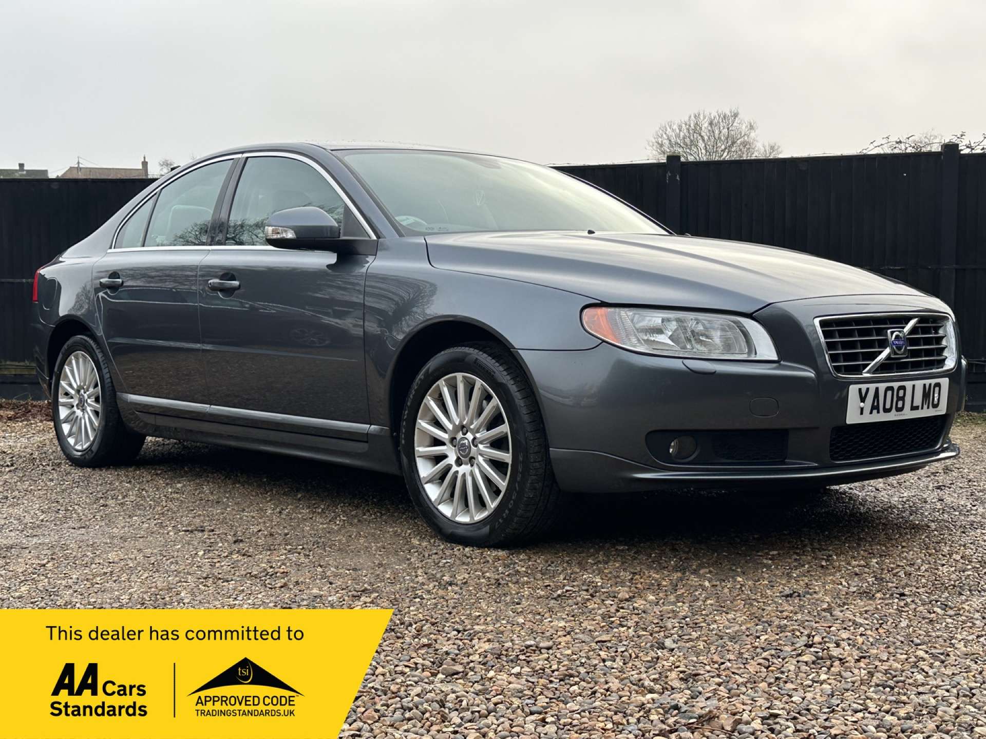 VOLVO S80 2.4 S80 SE Auto 4dr