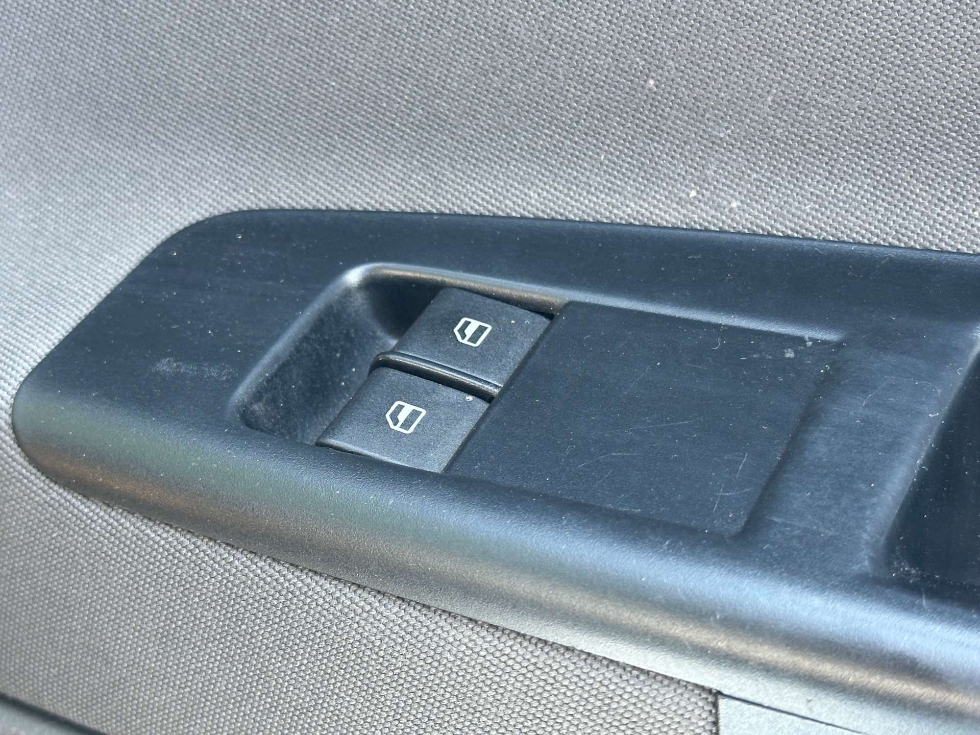 VOLKSWAGEN POLO 1.4 Polo SE 80 3dr #20
