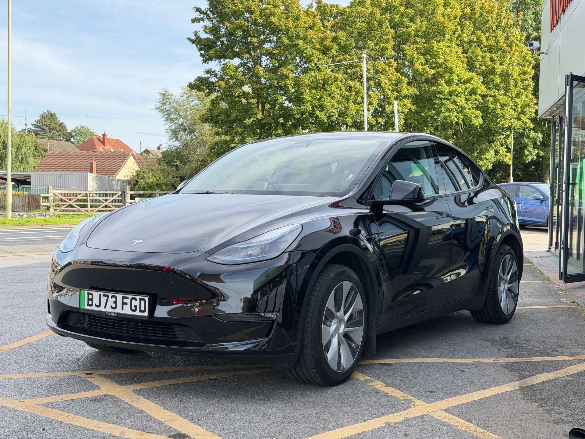 2023 TESLA MODEL Y