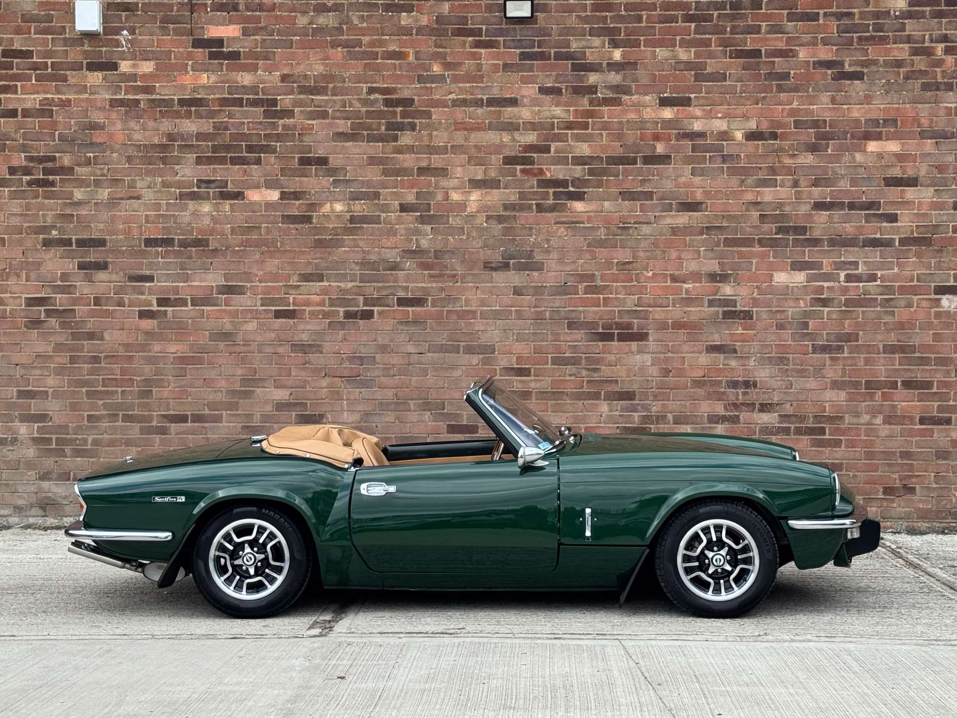 TRIUMPH SPITFIRE #7