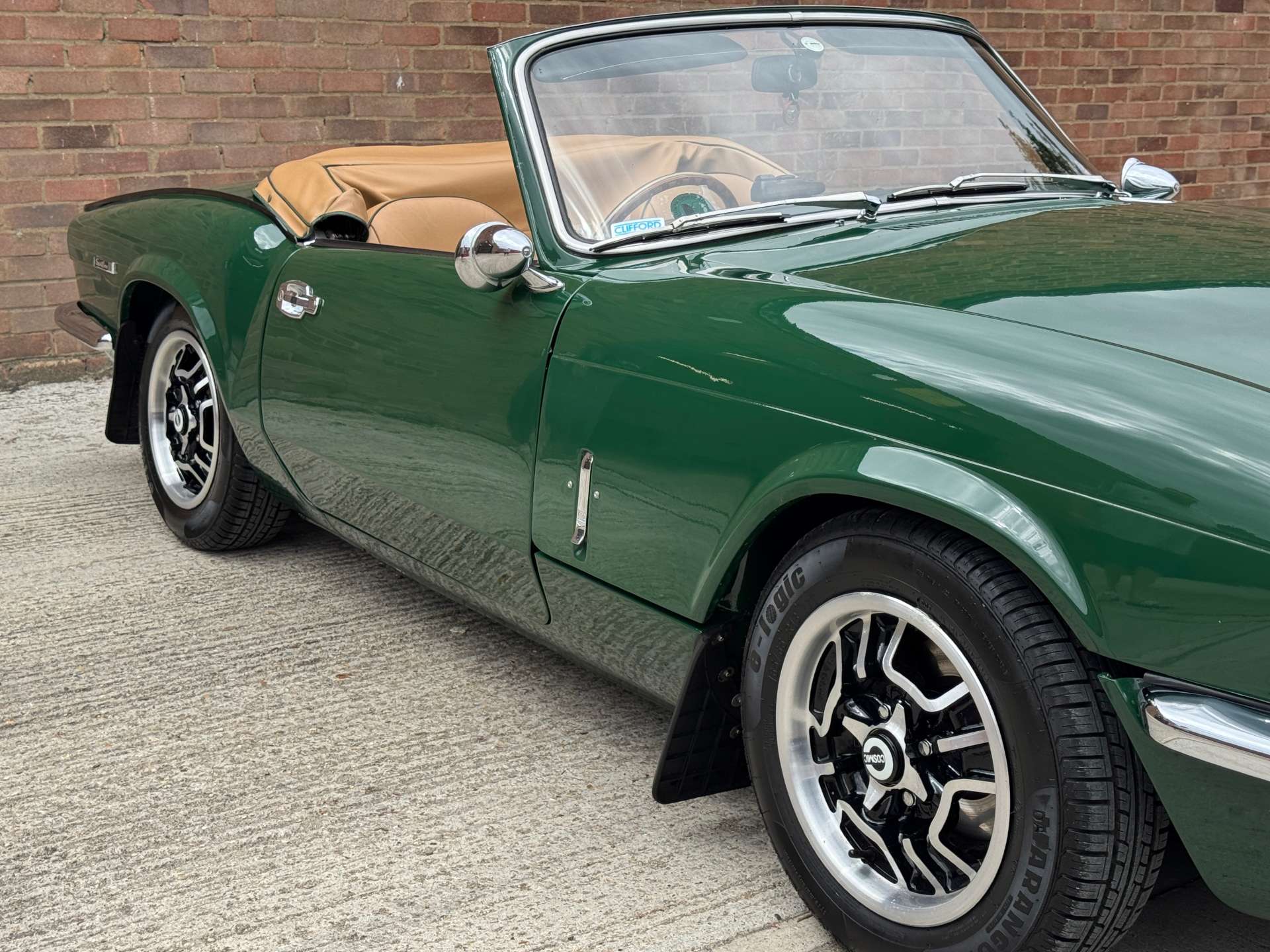TRIUMPH SPITFIRE #10