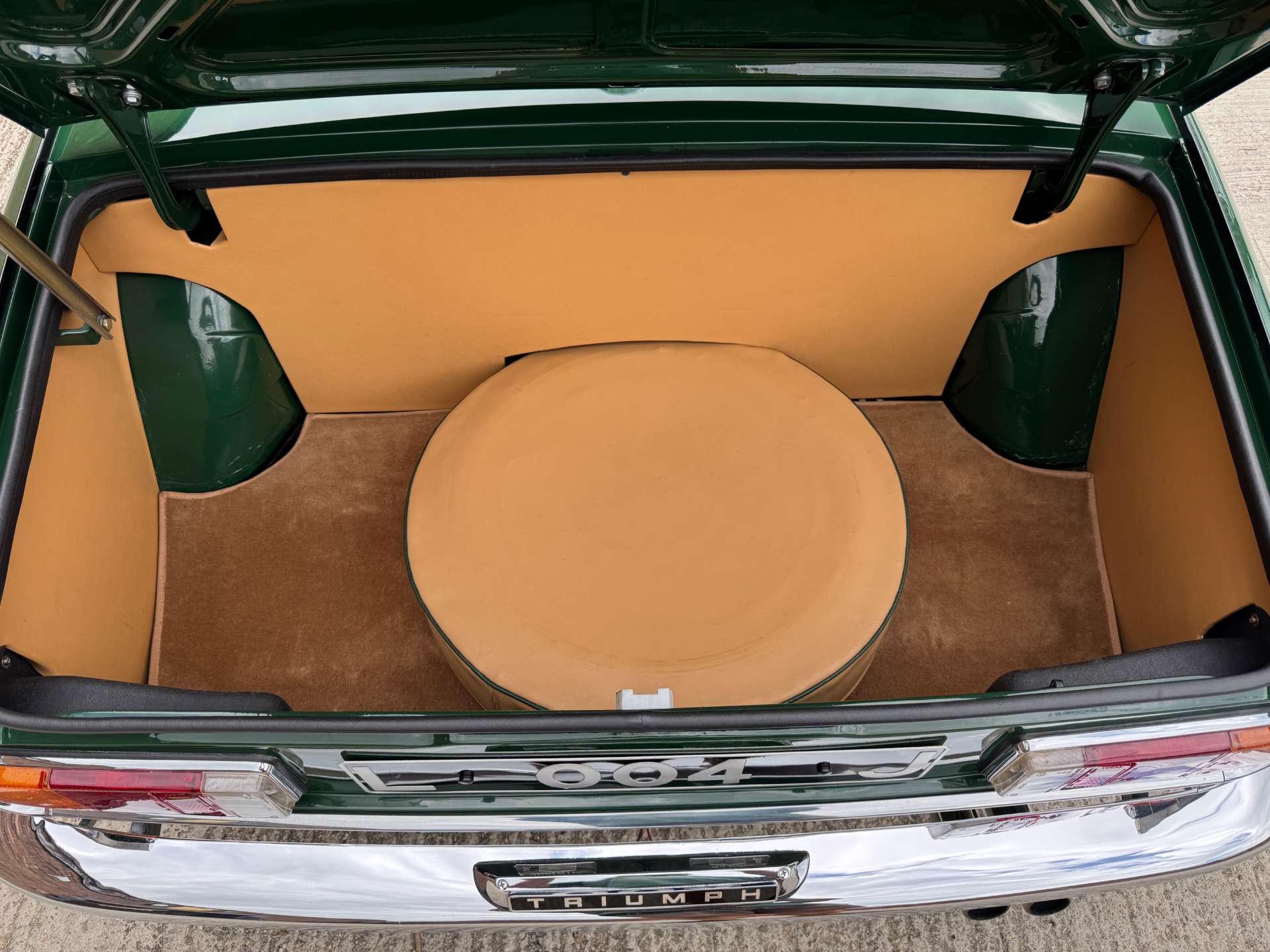 TRIUMPH SPITFIRE #12