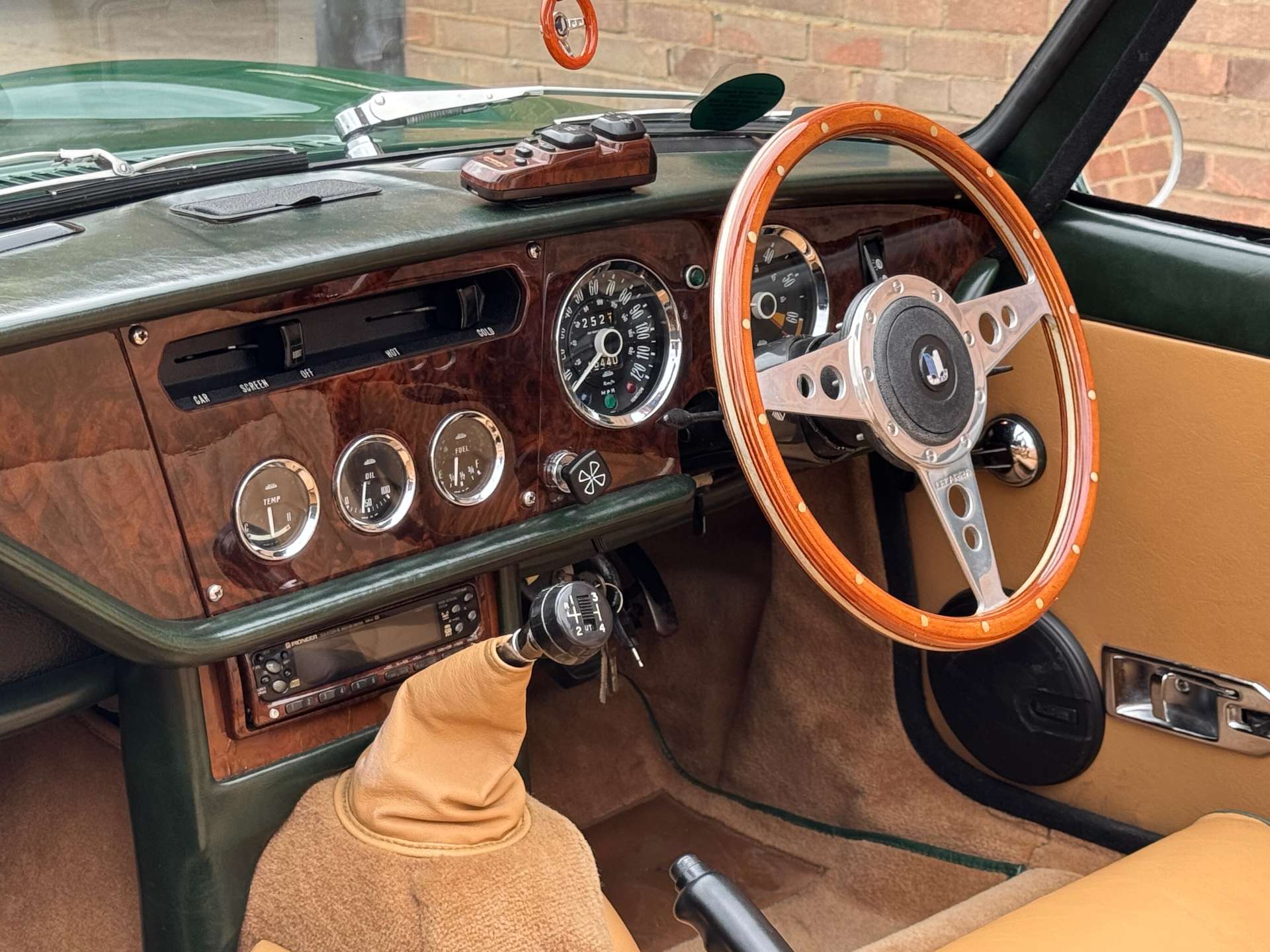 TRIUMPH SPITFIRE #17
