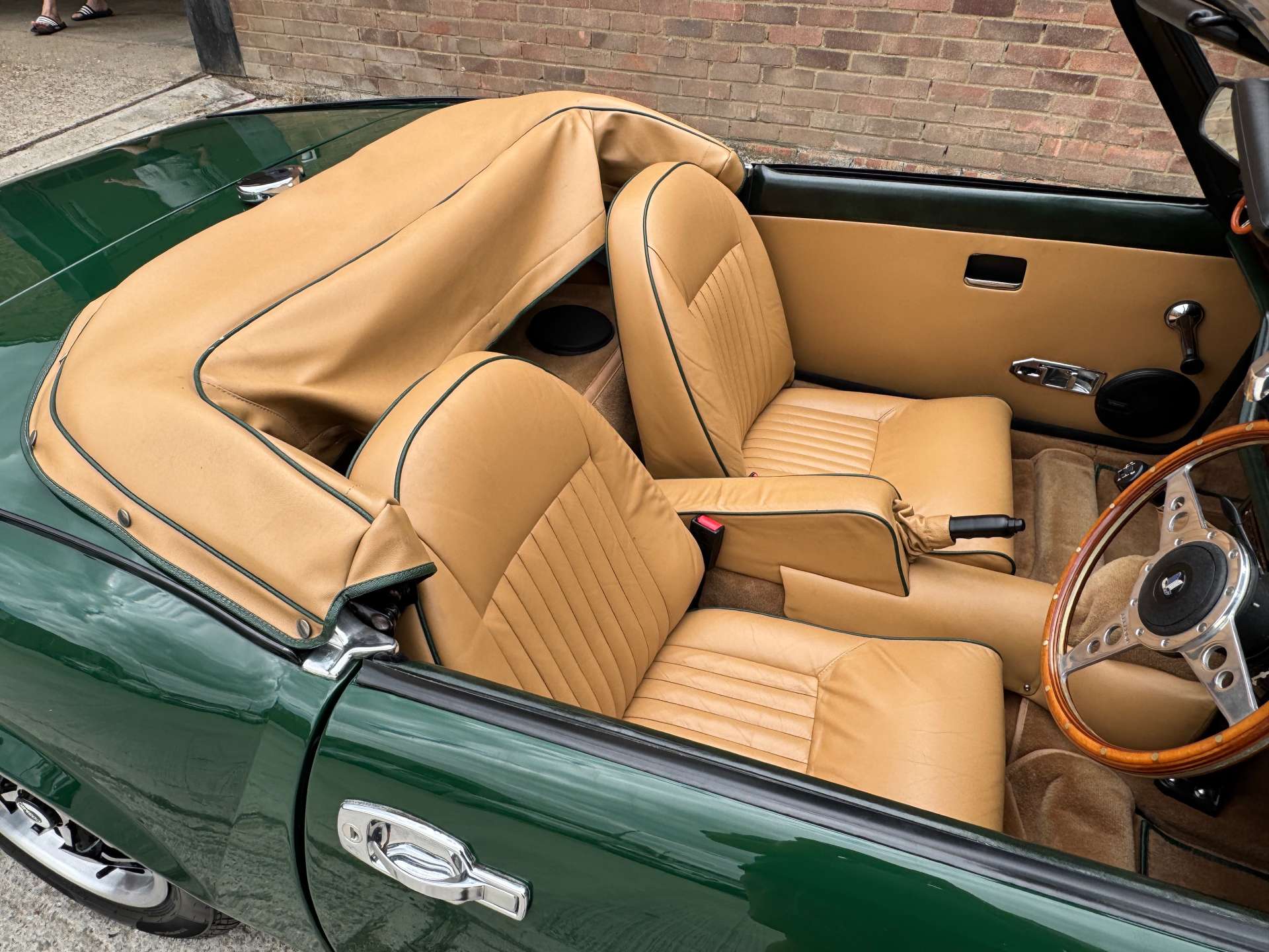 TRIUMPH SPITFIRE #21