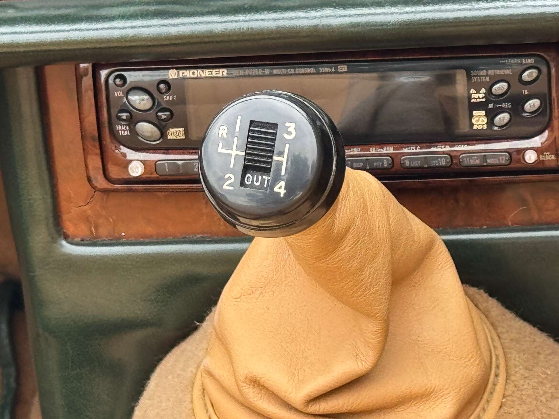 TRIUMPH SPITFIRE #23