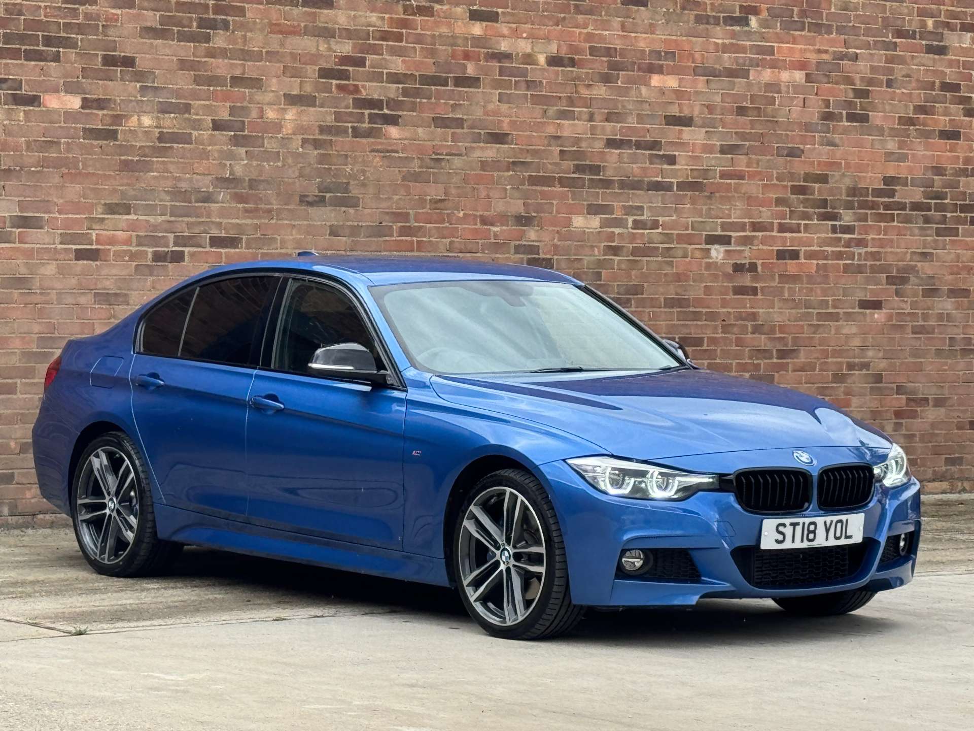 BMW 3 SERIES 2.0 320d xDrive M Sport Shadow Edition Auto 4WD 4dr #0
