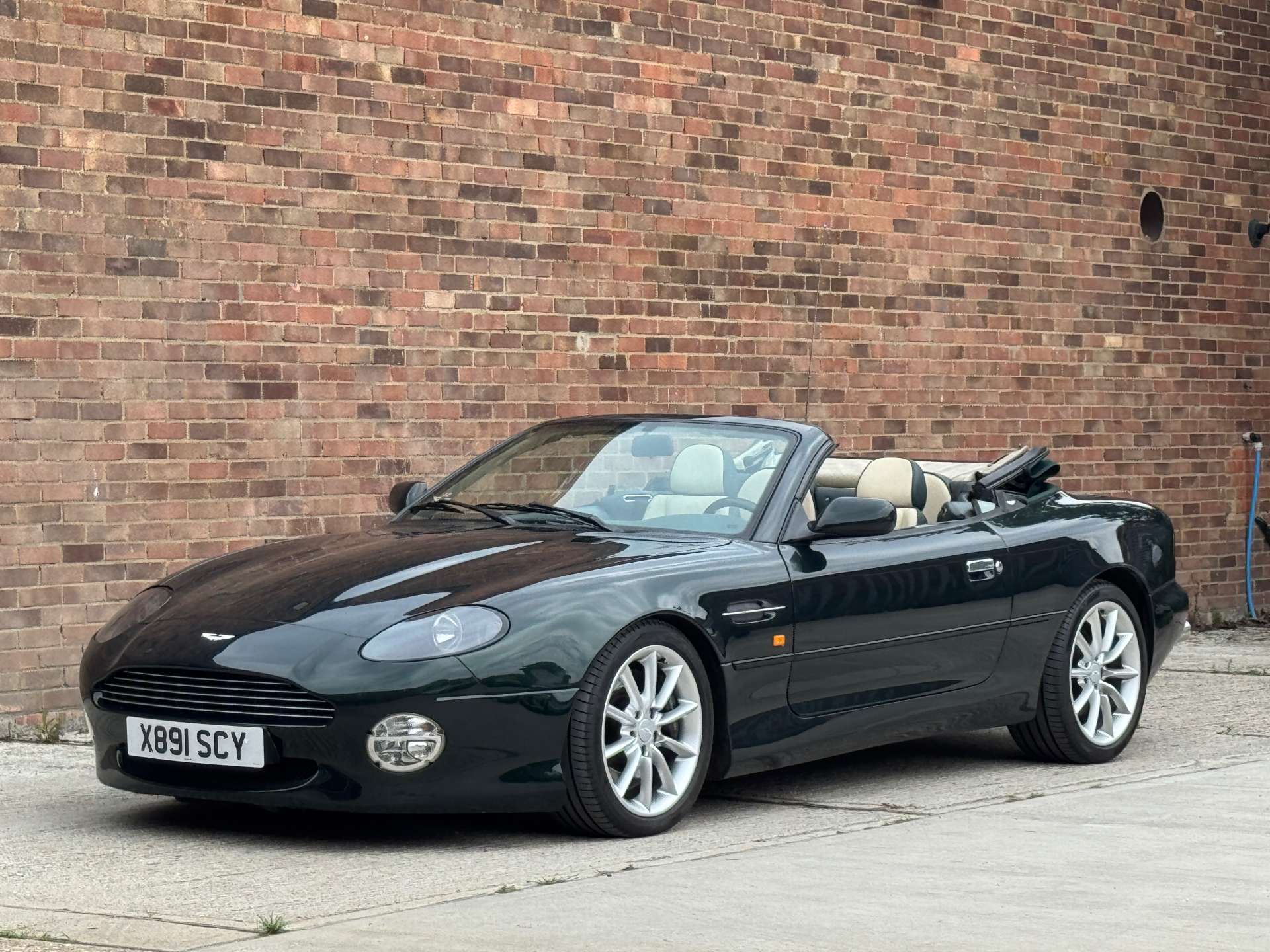 ASTON MARTIN DB7 V12 VANTAGE VOLANTE #2