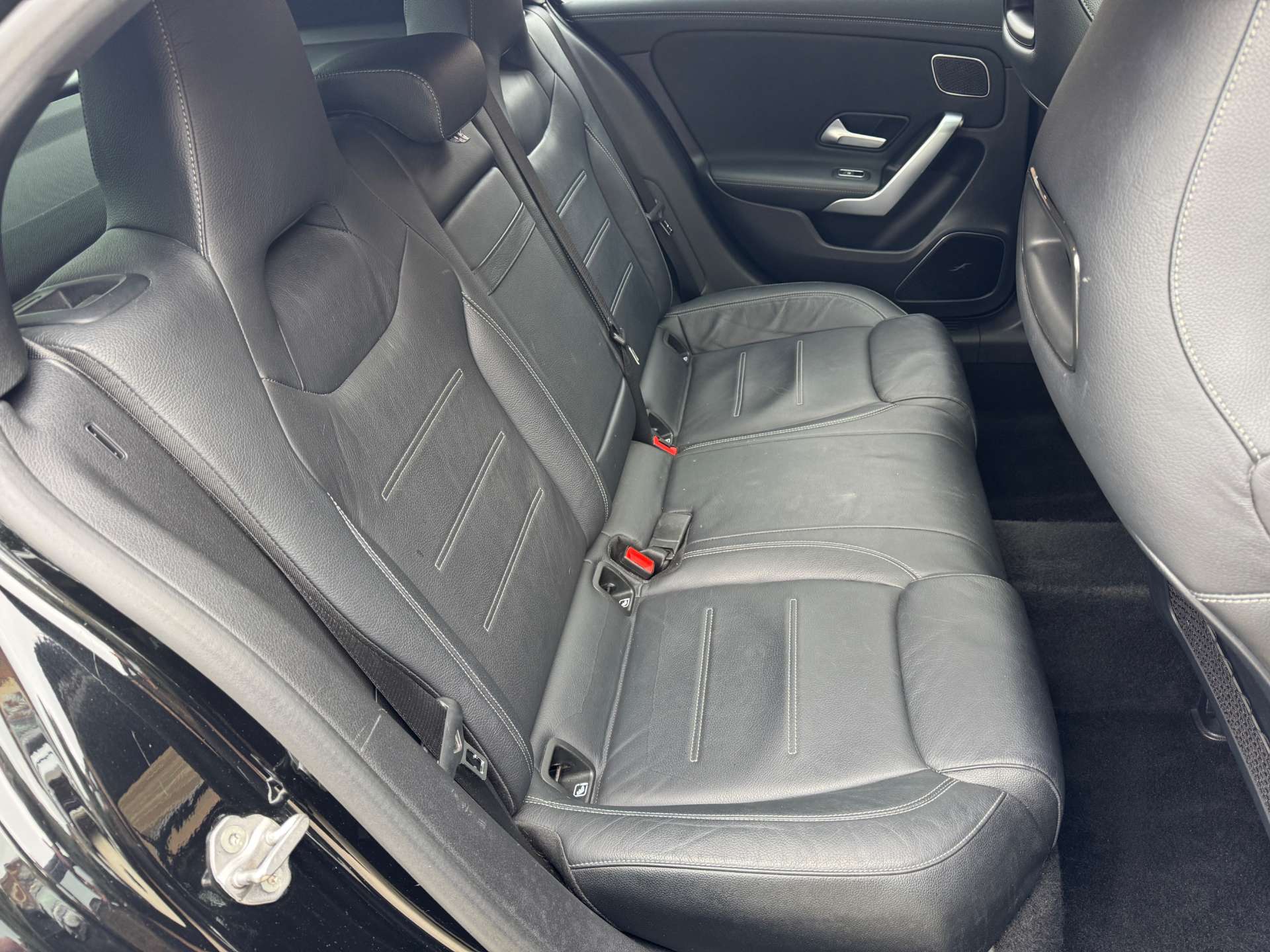 MERCEDES-BENZ A-CLASS 2.0 AMG A 35 4Matic Premium+ Auto 4WD 5dr #21