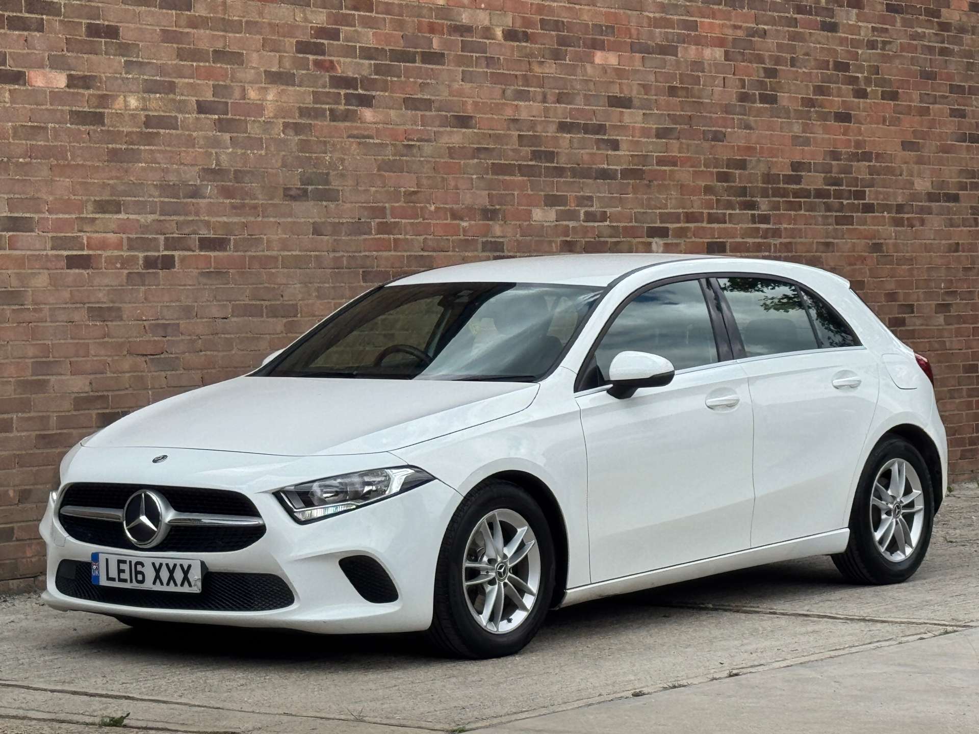 MERCEDES-BENZ A-CLASS 1.5 A 180 SE D Auto 5dr #2