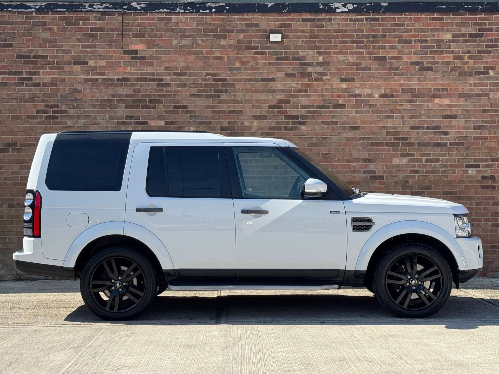 LAND ROVER DISCOVERY 3.0 Discovery SE Tech SDV6 Auto 4WD 5dr #7