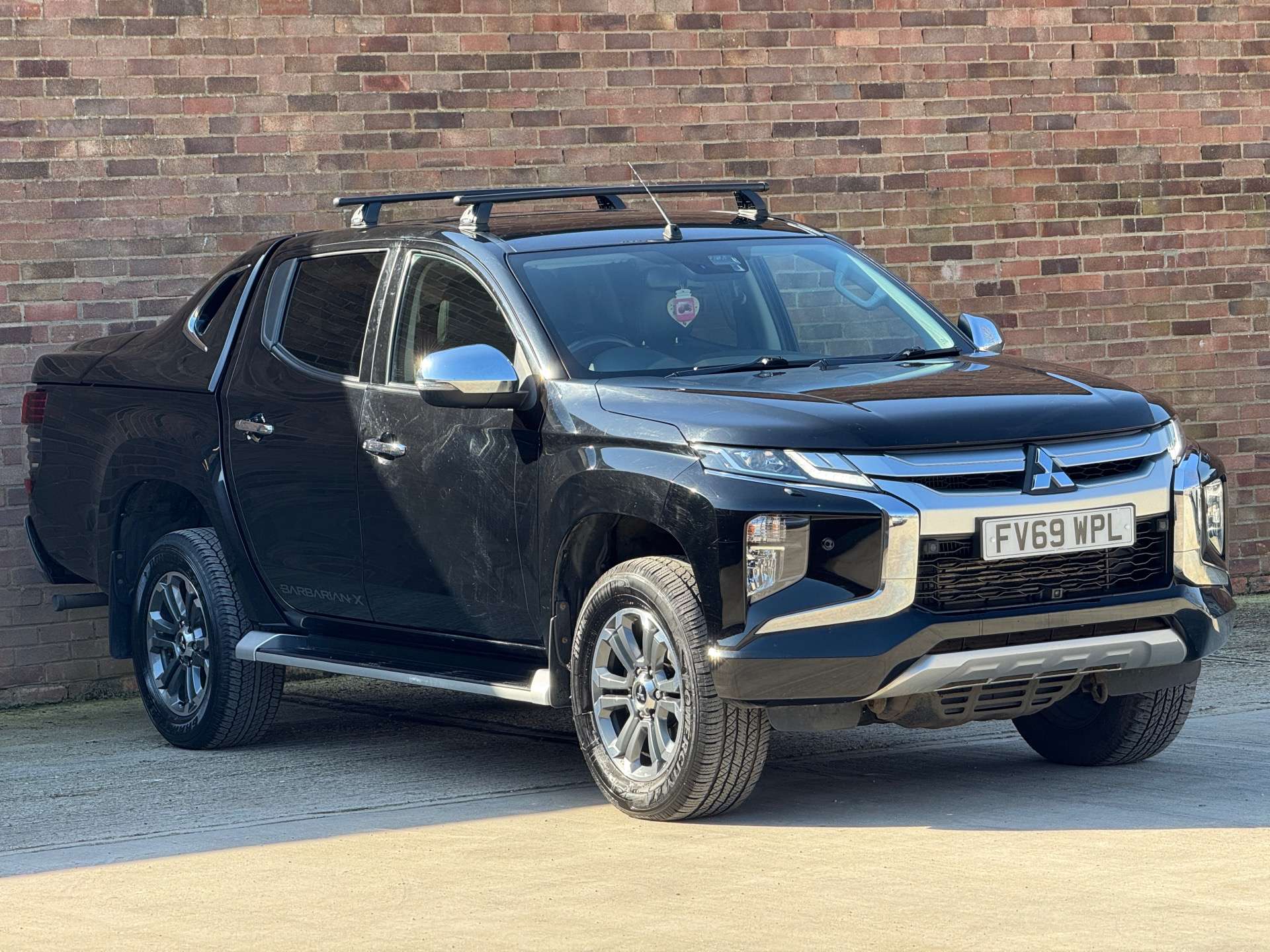 MITSUBISHI L200 2.3 L200 Barbarian X DI-D Auto 4WD #0