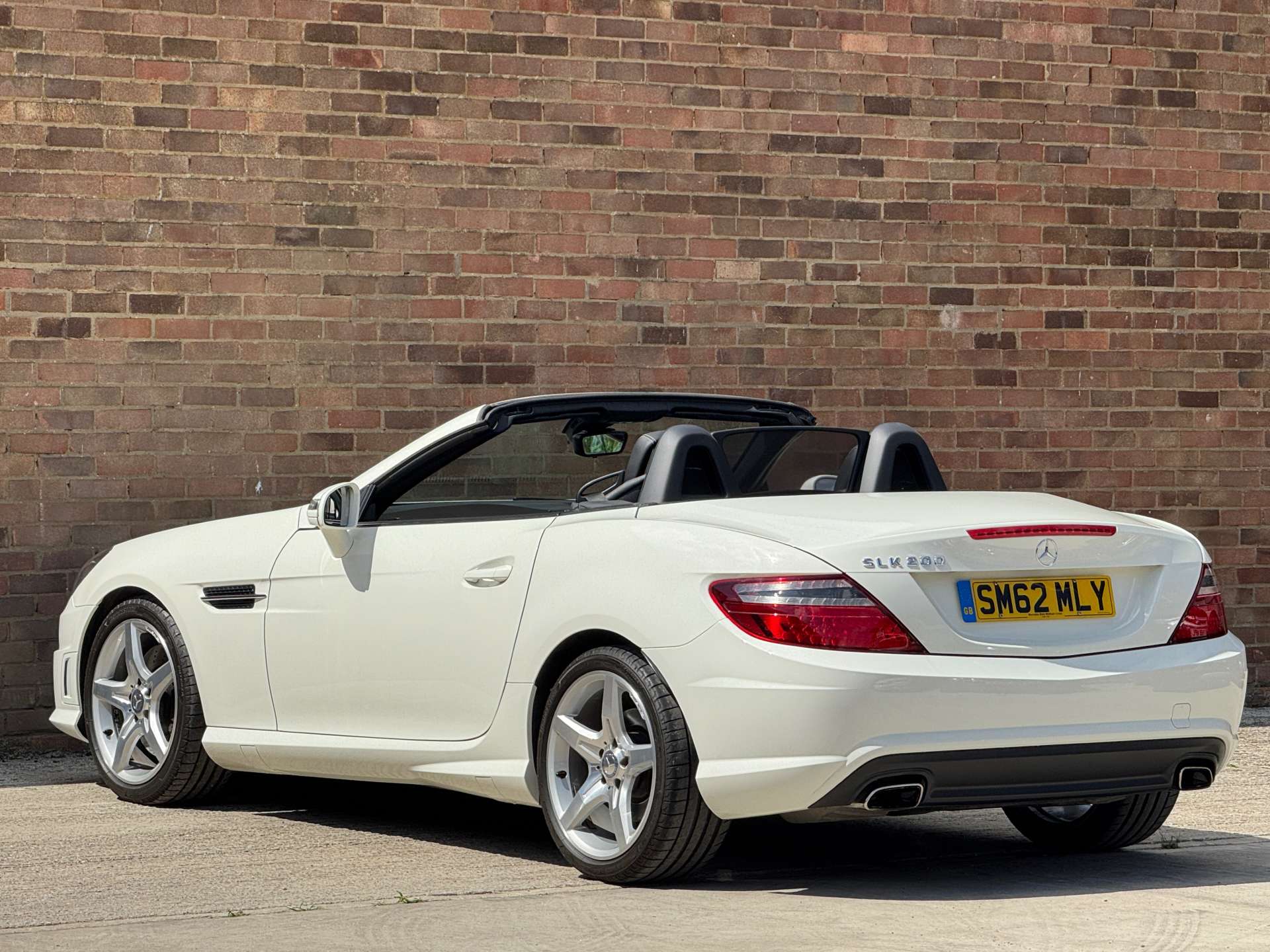 MERCEDES-BENZ SLK 1.8 SLK 200 AMG Sport BlueEfficiency 2dr #20